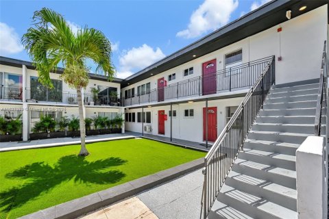 Propiedad comercial en venta en North Miami, Florida № 1828174 - foto 12