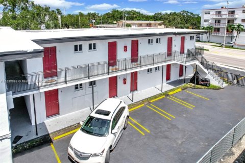Propiedad comercial en venta en North Miami, Florida № 1828174 - foto 15