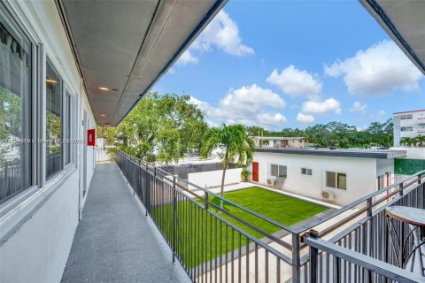 Propiedad comercial en venta en North Miami, Florida № 1828174 - foto 5