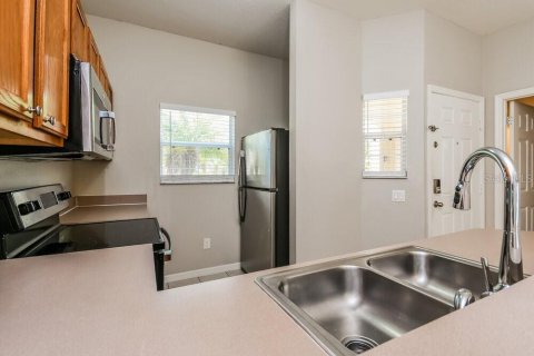 Townhouse in Kissimmee, Florida 3 bedrooms, 120.31 sq.m. № 2236067 - photo 9