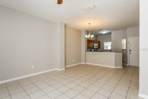 Townhouse in Kissimmee, Florida 3 bedrooms, 120.31 sq.m. № 2236067 - photo 7
