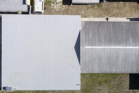 Commercial property in Saint Petersburg, Florida 437.48 sq.m. № 2233283 - photo 8