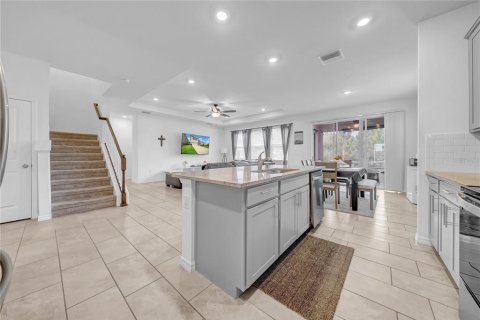 Casa en venta en Odessa, Florida, 4 dormitorios, 307.79 m2 № 1898990 - foto 14