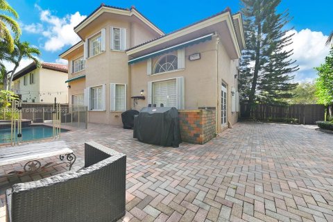 Villa ou maison à louer à Doral, Floride: 5 chambres, 329.62 m2 № 1822056 - photo 27