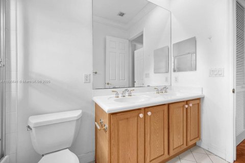 Villa ou maison à louer à Doral, Floride: 5 chambres, 329.62 m2 № 1822056 - photo 10