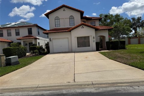 Villa ou maison à Clermont, Floride 5 chambres, 248.98 m2 № 2413852