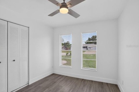 House in Deltona, Florida 3 bedrooms, 126.81 sq.m. № 2234363 - photo 26