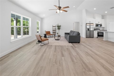 Villa ou maison à vendre à Bell, Floride: 3 chambres, 167.22 m2 № 2429450 - photo 15
