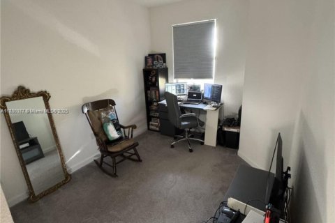 Touwnhouse à vendre à Homestead, Floride: 4 chambres, 179.86 m2 № 2037362 - photo 18