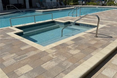 Touwnhouse à vendre à Homestead, Floride: 4 chambres, 179.86 m2 № 2037362 - photo 25