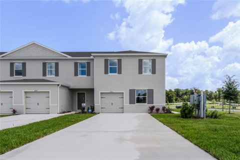 Townhouse in Apopka, Florida 3 bedrooms, 155.52 sq.m. № 1720413 - photo 1