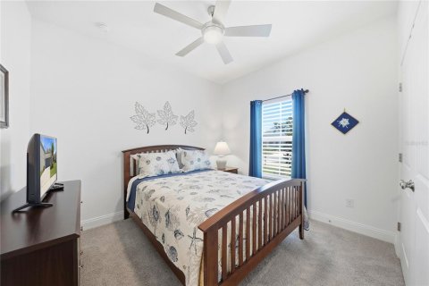 House in Apollo Beach, Florida 4 bedrooms, 186.73 sq.m. № 2148737 - photo 20