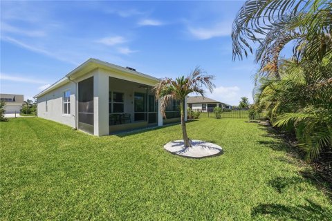 House in Apollo Beach, Florida 4 bedrooms, 186.73 sq.m. № 2148737 - photo 27