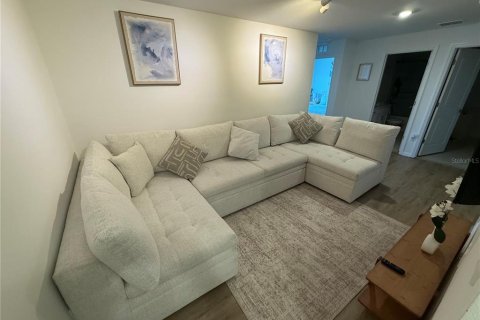 Adosado en alquiler en Parrish, Florida, 4 dormitorios, 229.1 m2 № 1894592 - foto 11