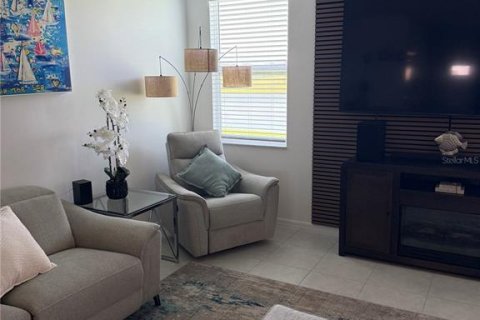 Adosado en alquiler en Parrish, Florida, 4 dormitorios, 229.1 m2 № 1894592 - foto 15