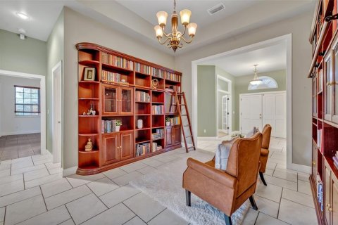House in Orlando, Florida 4 bedrooms, 303.98 sq.m. № 1786457 - photo 19