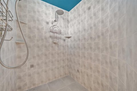 House in Orlando, Florida 4 bedrooms, 303.98 sq.m. № 1786457 - photo 25