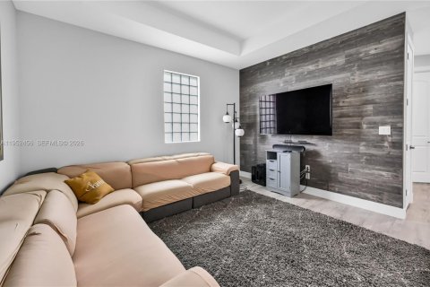 Casa en alquiler en Coral Springs, Florida, 5 dormitorios, 285.86 m2 № 2008011 - foto 14