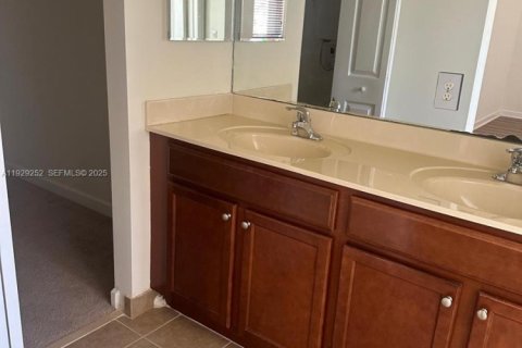 Touwnhouse à louer à Plantation, Floride: 3 chambres, 161.84 m2 № 1987579 - photo 22