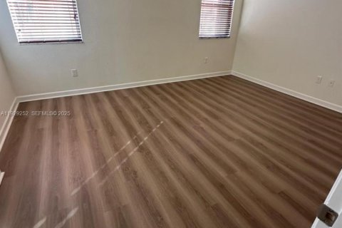 Touwnhouse à louer à Plantation, Floride: 3 chambres, 161.84 m2 № 1987579 - photo 16