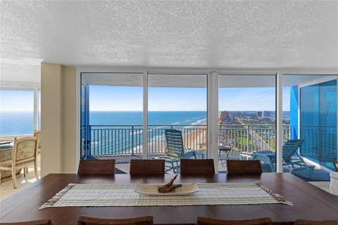 Condo in Daytona Beach Shores, Florida, 3 bedrooms  № 1817272 - photo 6