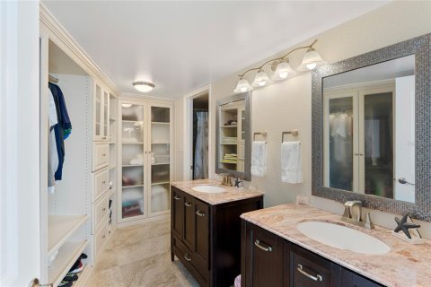 Condo in Daytona Beach Shores, Florida, 3 bedrooms  № 1817272 - photo 17