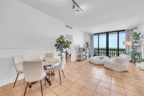 Купить кондоминиум в Корал-Гейблс, Флорида 1 спальня, 81.75м2, № 1956074 - фото 9