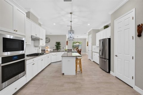House in Bradenton, Florida 4 bedrooms, 212.47 sq.m. № 2199463 - photo 15