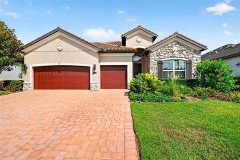 House in Bradenton, Florida 4 bedrooms, 212.47 sq.m. № 2199463 - photo 2