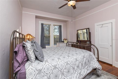 House in Tampa, Florida 3 bedrooms, 124.4 sq.m. № 2151091 - photo 20