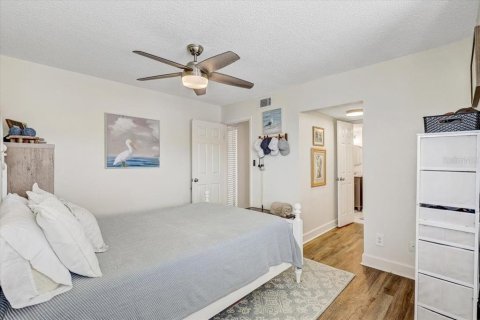 Condo in Clearwater, Florida, 2 bedrooms  № 2369366 - photo 30