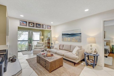 Condo in Clearwater, Florida, 2 bedrooms  № 2369366 - photo 13