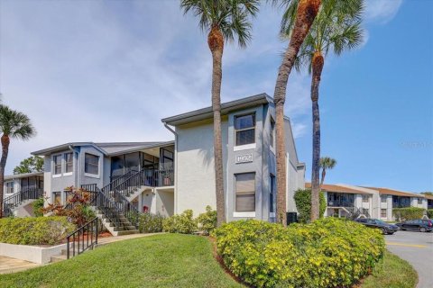 Condo in Clearwater, Florida, 2 bedrooms  № 2369366 - photo 2