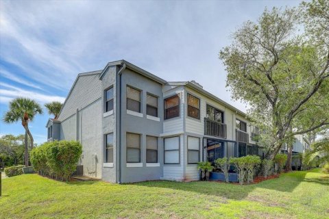 Condo in Clearwater, Florida, 2 bedrooms  № 2369366 - photo 4