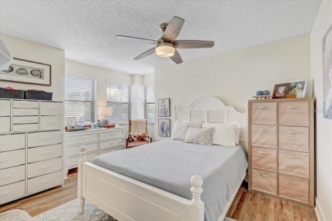 Condo in Clearwater, Florida, 2 bedrooms  № 2369366 - photo 28