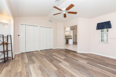 House in Englewood, Florida 4 bedrooms, 285.21 sq.m. № 1578184 - photo 20
