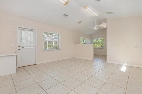 House in Englewood, Florida 4 bedrooms, 285.21 sq.m. № 1578184 - photo 21