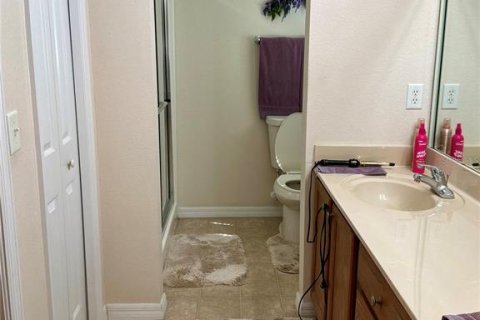 House in Summerfield, Florida 3 bedrooms, 152.08 sq.m. № 2421634 - photo 14