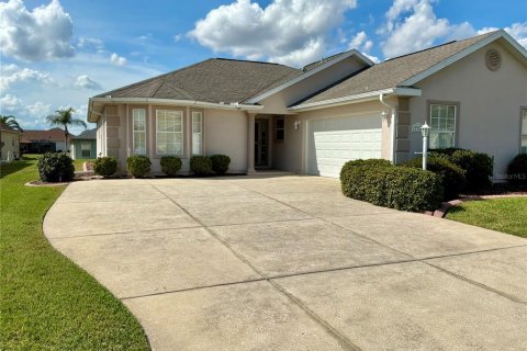 House in Summerfield, Florida 3 bedrooms, 152.08 sq.m. № 2421634 - photo 3