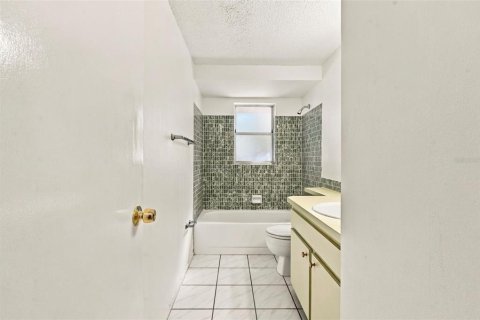 Villa ou maison à louer à Safety Harbor, Floride: 3 chambres, 112.6 m2 № 2432619 - photo 23