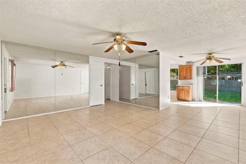 Villa ou maison à louer à Safety Harbor, Floride: 3 chambres, 112.6 m2 № 2432619 - photo 4