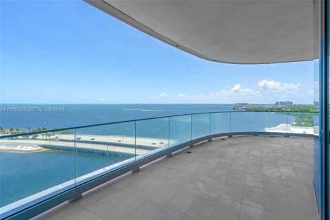 Copropriété à louer à Miami, Floride: 3 chambres, 196.49 m2 № 2188716 - photo 11