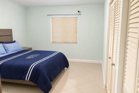 Condo in Boca Raton, Florida, 2 bedrooms № 2353603 - photo 11