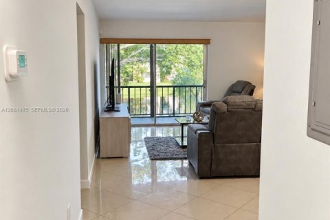Condo in Boca Raton, Florida, 2 bedrooms № 2353603 - photo 3