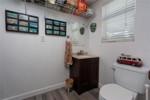 Immobilier commercial à vendre à Clearwater, Floride: 352.75 m2 № 1808755 - photo 18