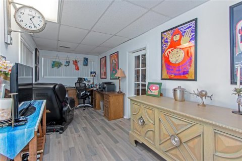 Immobilier commercial à vendre à Clearwater, Floride: 352.75 m2 № 1808755 - photo 17