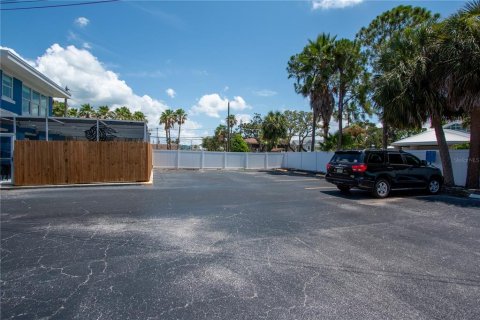 Immobilier commercial à vendre à Clearwater, Floride: 352.75 m2 № 1808755 - photo 5