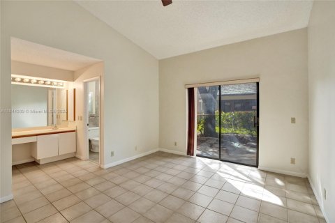 Adosado en venta en Plantation, Florida, 2 dormitorios, 129.6 m2 № 1839710 - foto 25