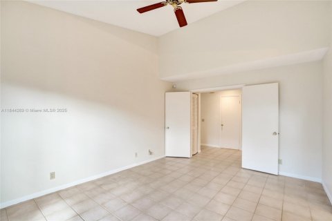Adosado en venta en Plantation, Florida, 2 dormitorios, 129.6 m2 № 1839710 - foto 28
