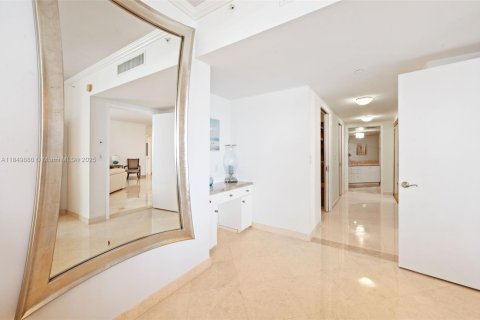 Copropriété à vendre à Surfside, Floride: 2 chambres, 161.65 m2 № 1961464 - photo 14